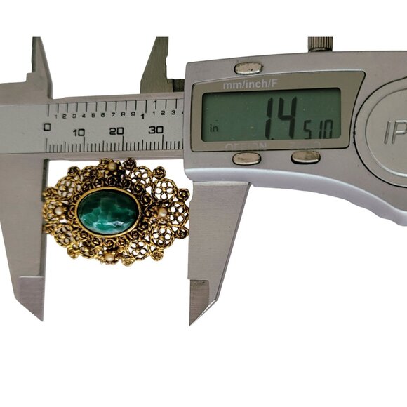 Gold Tone Vintage Oval Filigree Green Mottled Cab Faux Pearl Brooch E851 - Picture 7 of 9